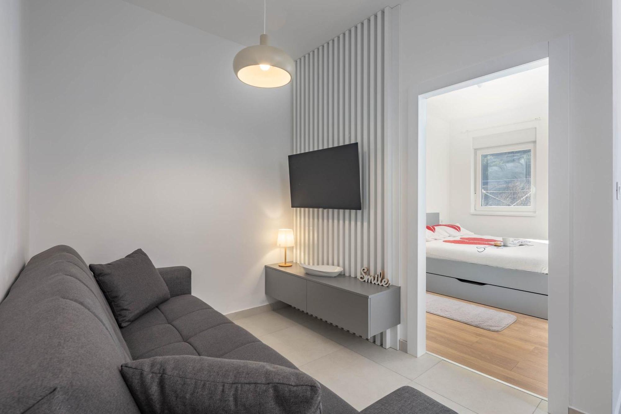 פלומין Seafront Villa Andrijana - Happy Rentals מראה חיצוני תמונה