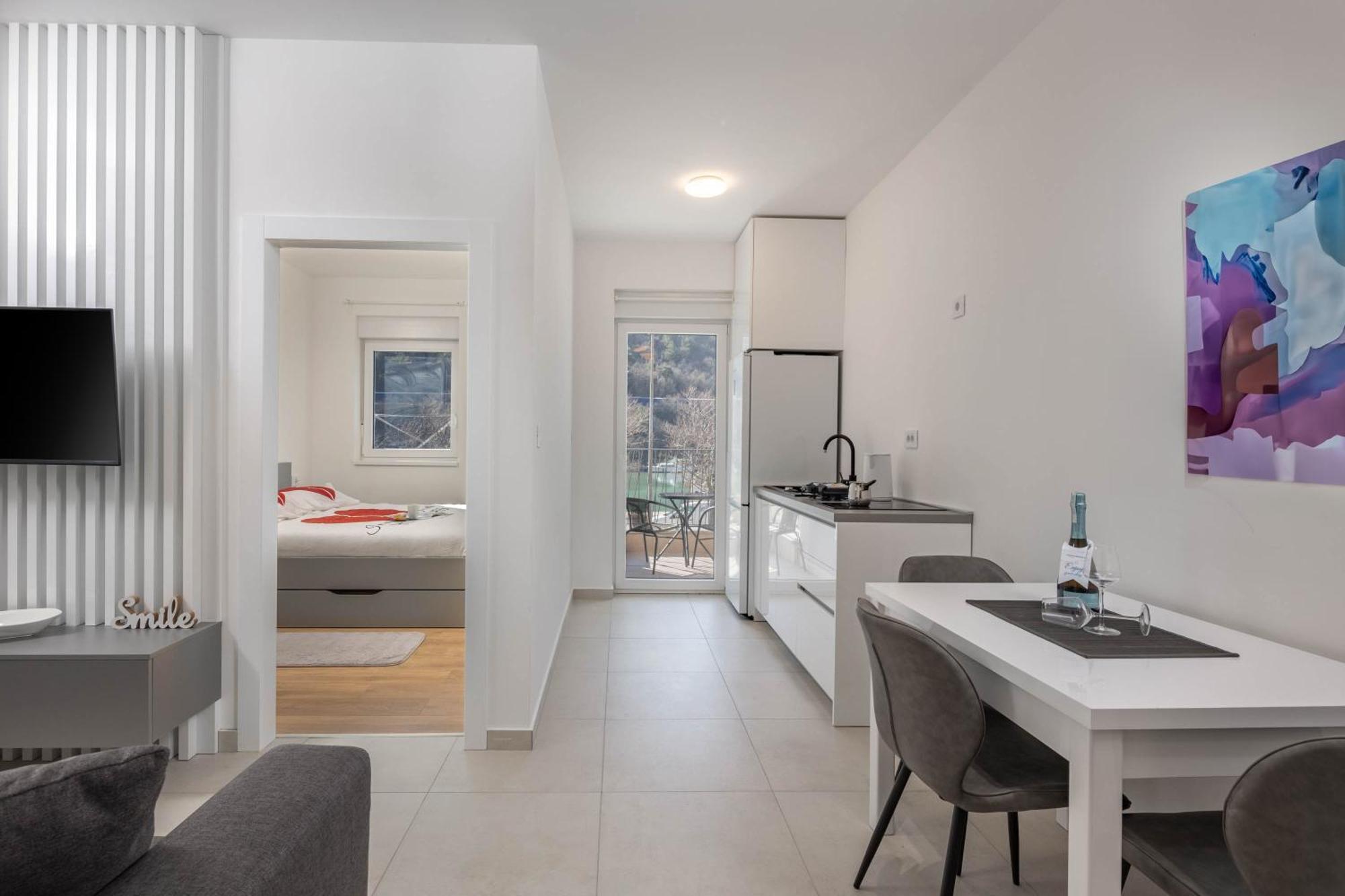 פלומין Seafront Villa Andrijana - Happy Rentals מראה חיצוני תמונה